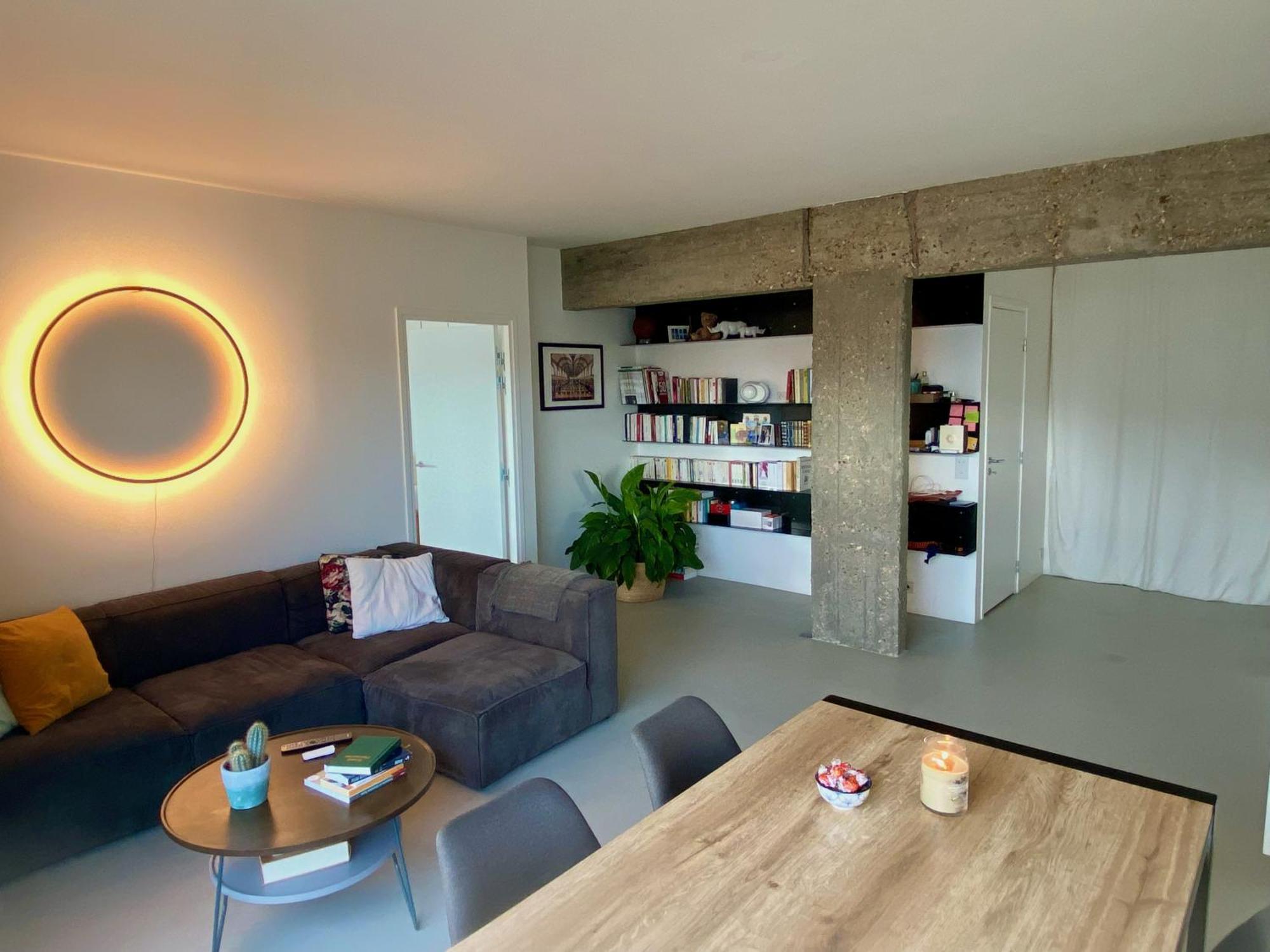 Appartement Moderne, Vue Sur Les Toits Et Plein Sud Parijs